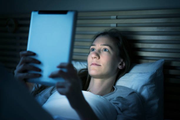 Sleep Hygiene - Limit Exposure to Screens Before Bedtime